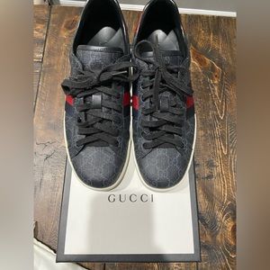 Gucci Ace Sneakers like new with box and receipt